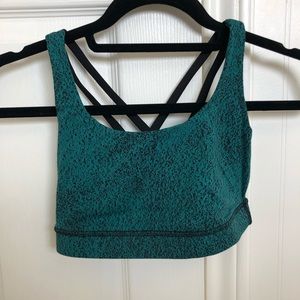 Lululemon sports bra
